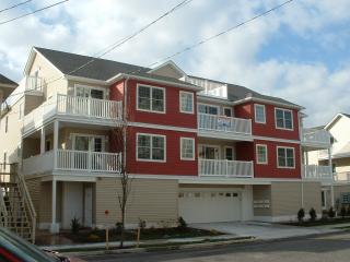 Magnolia Condo 4BR 2BA Pool